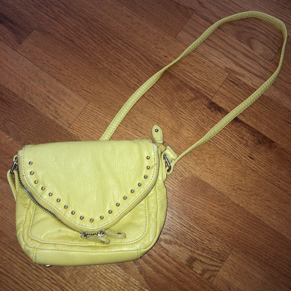 Crossbody purse